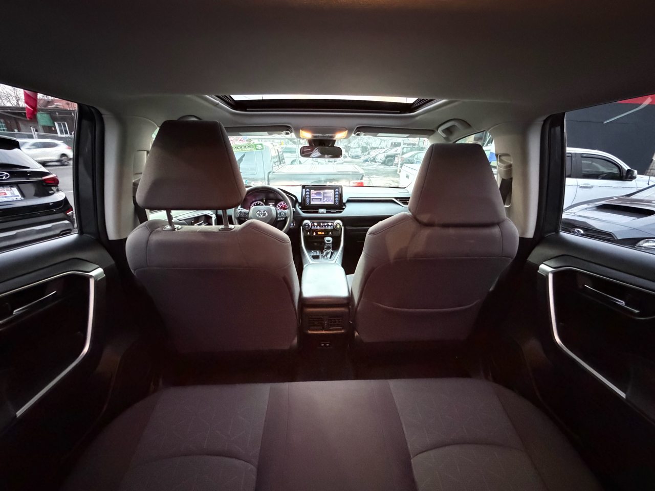 Toyota RAV4 XLE AWD 2019