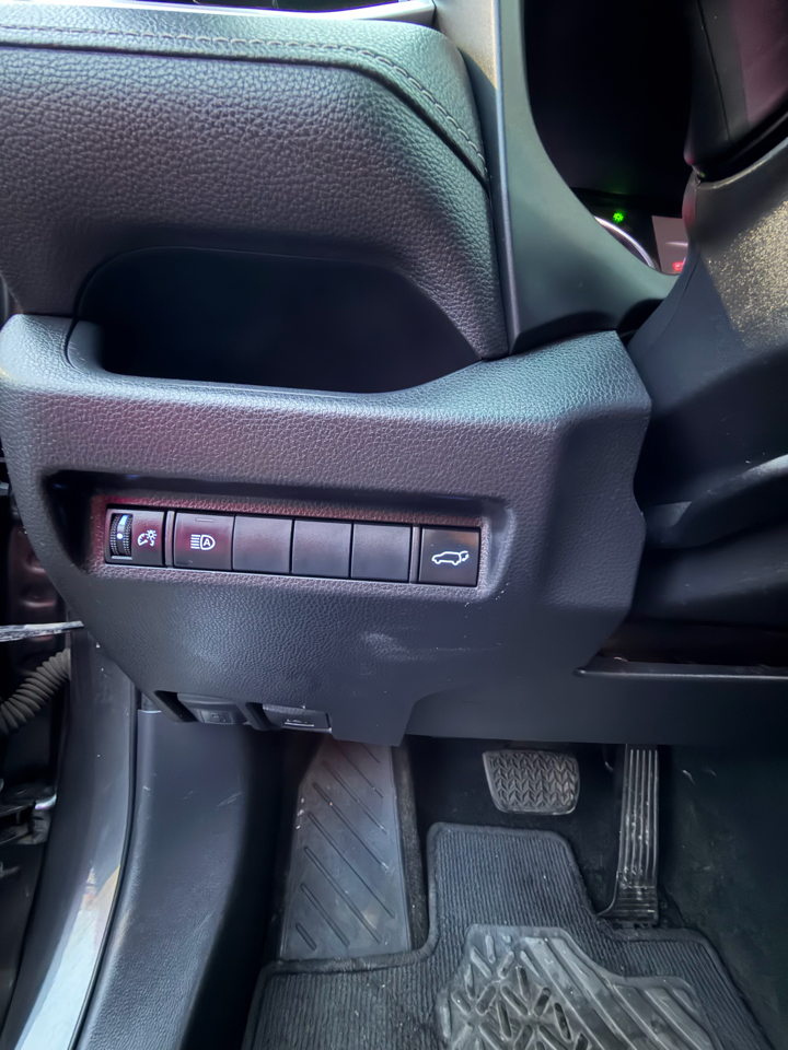 Toyota RAV4 XLE AWD 2019