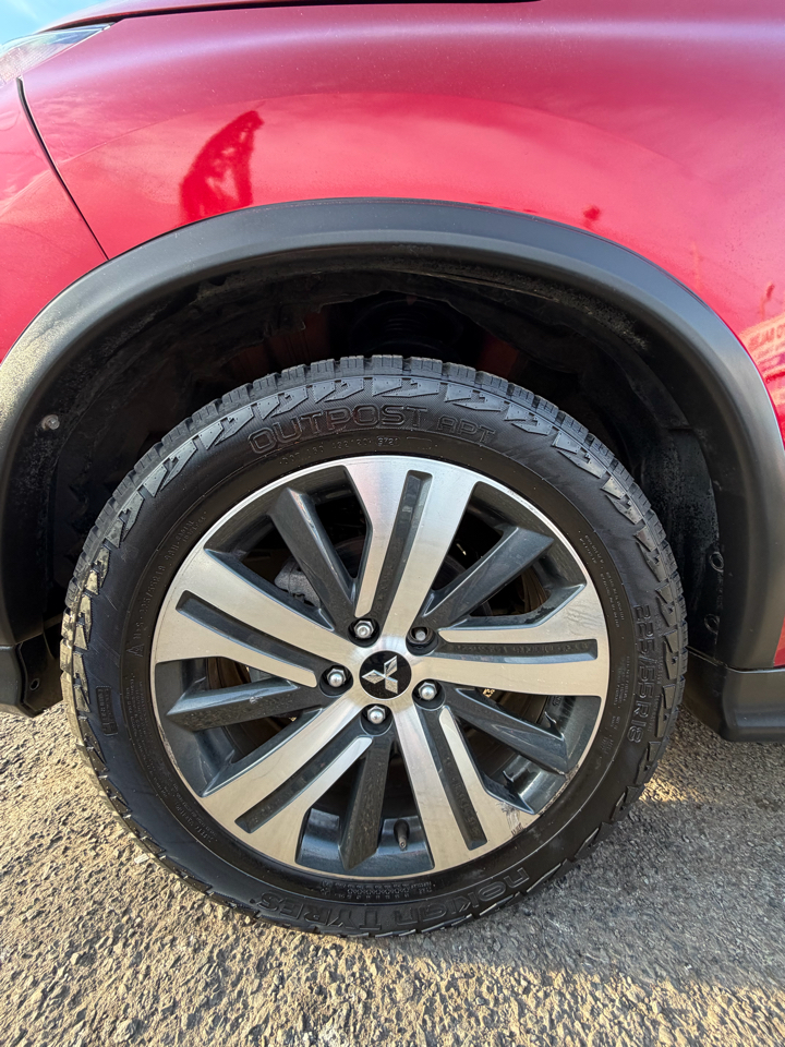 Mitsubishi Outlander Sport 2.0 ES 4WD 2024