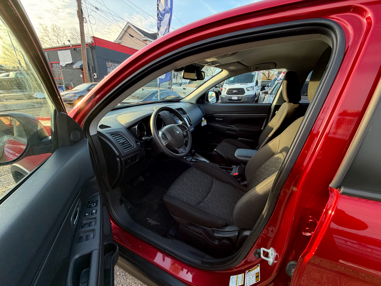 Mitsubishi Outlander Sport 2.0 ES 4WD 2024