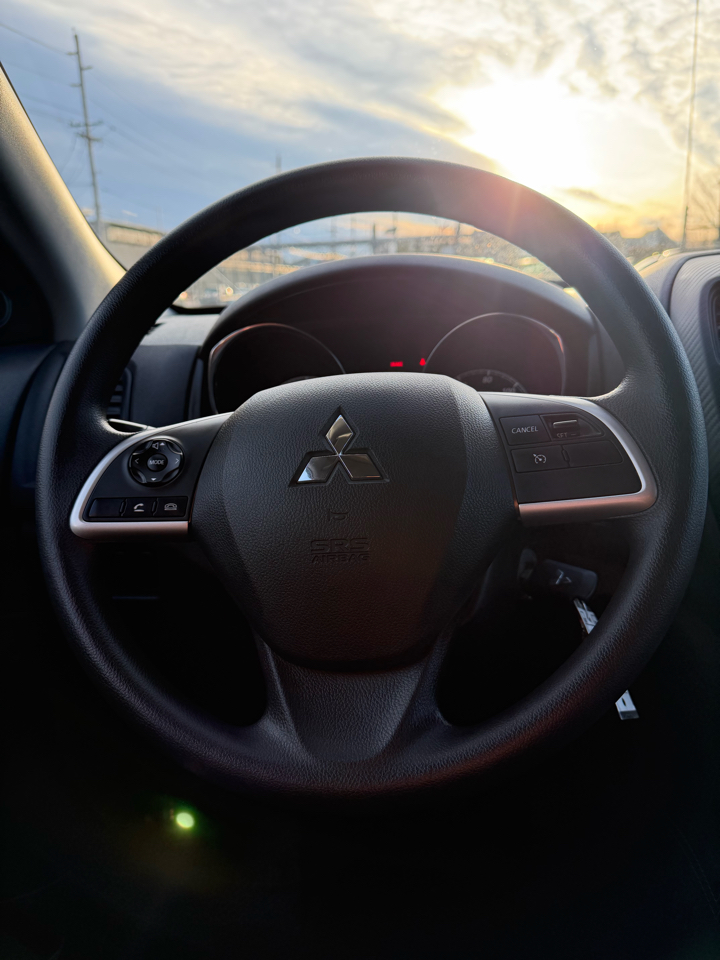 Mitsubishi Outlander Sport 2.0 ES 4WD 2024