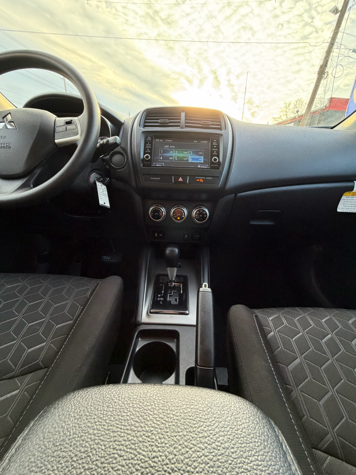 Mitsubishi Outlander Sport 2.0 ES 4WD 2024