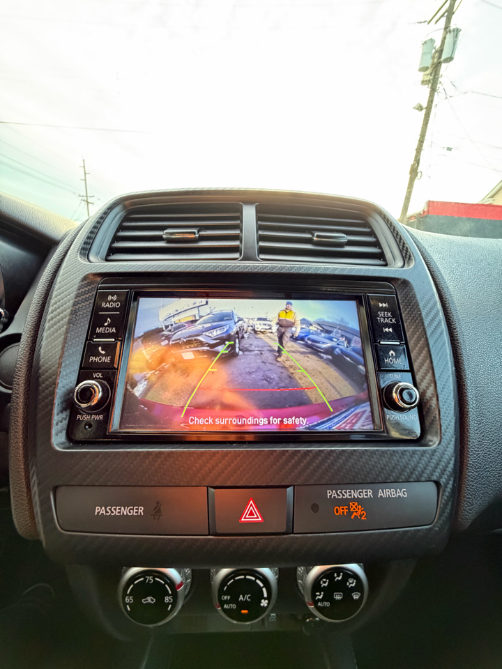 Mitsubishi Outlander Sport 2.0 ES 4WD 2024