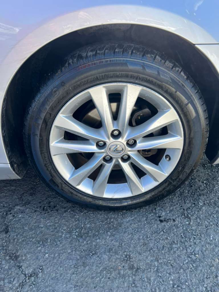 Lexus ES 350 Sedan 2011