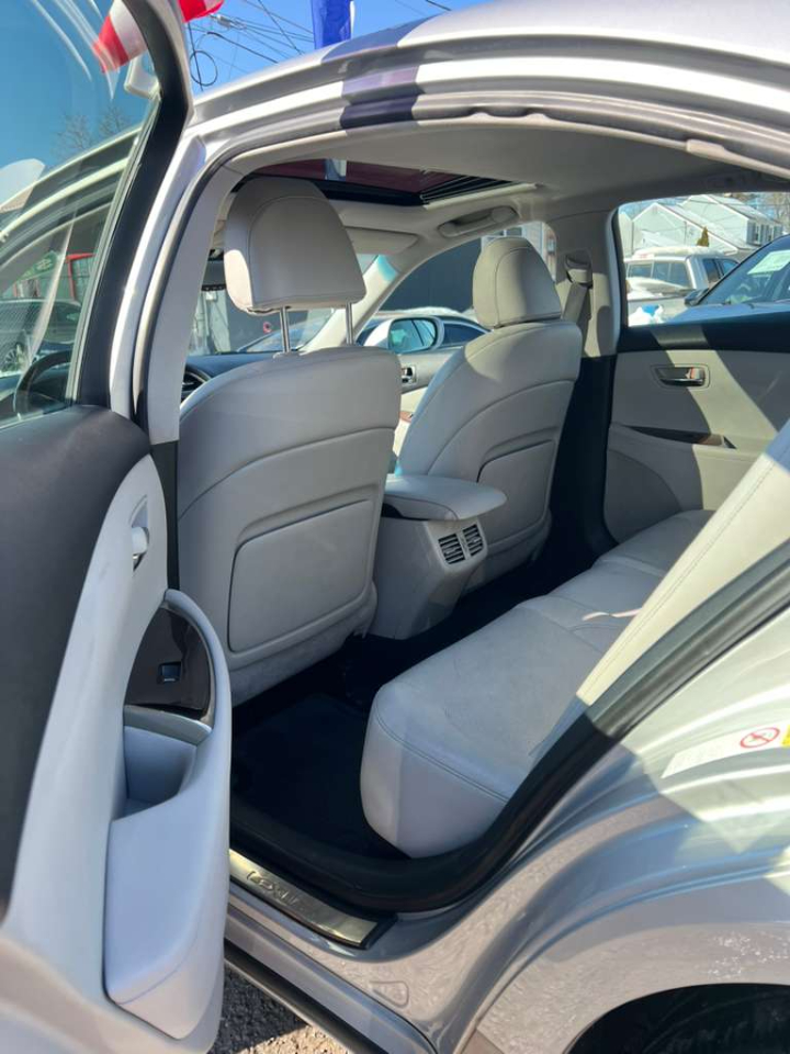 Lexus ES 350 Sedan 2011