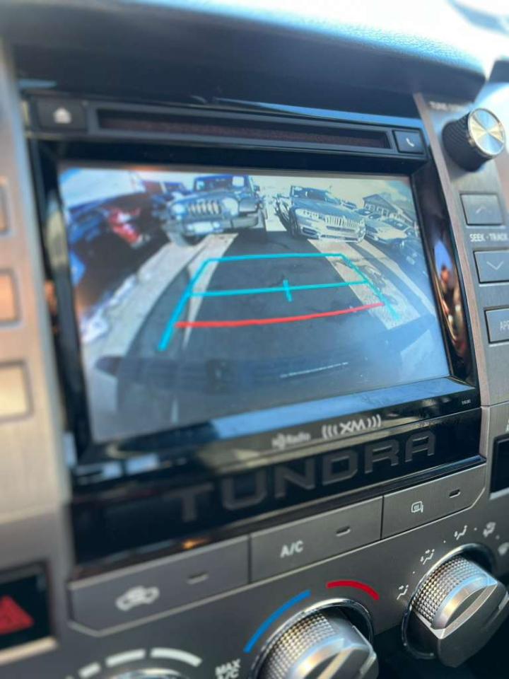 Toyota Tundra SR5 5.7L V8 Double Cab 4WD 2018