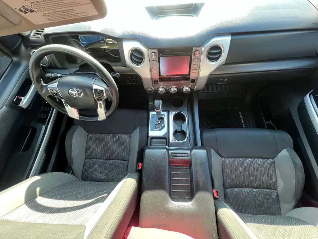 Toyota Tundra SR5 5.7L V8 Double Cab 4WD 2018