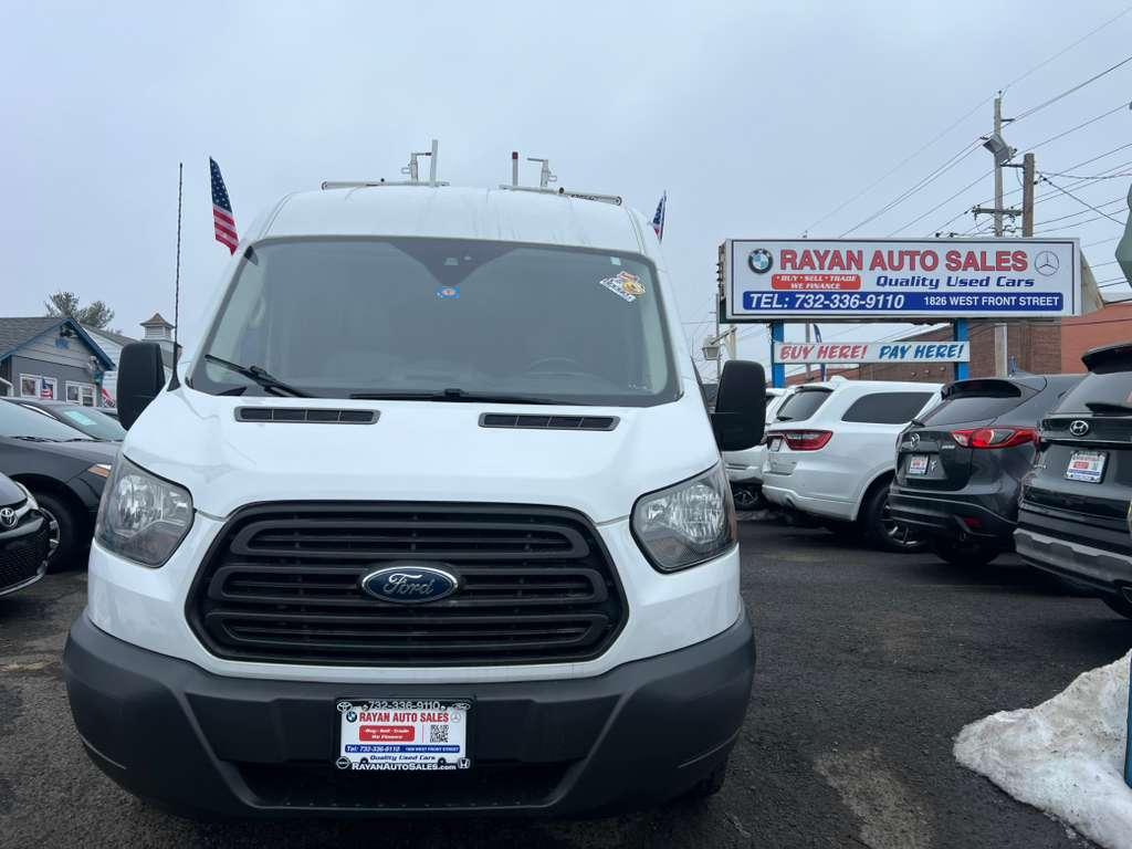 Ford Transit 250 Van Med. Roof w/Sliding Pass. 148-in. WB 2017