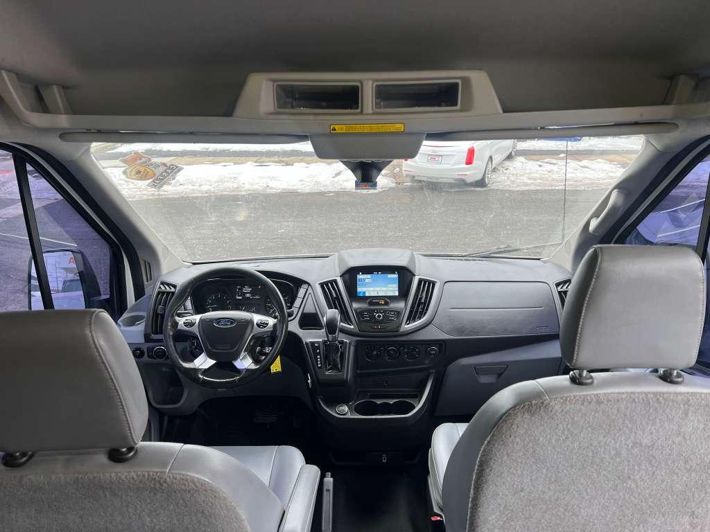 Ford Transit 250 Van Med. Roof w/Sliding Pass. 148-in. WB 2017