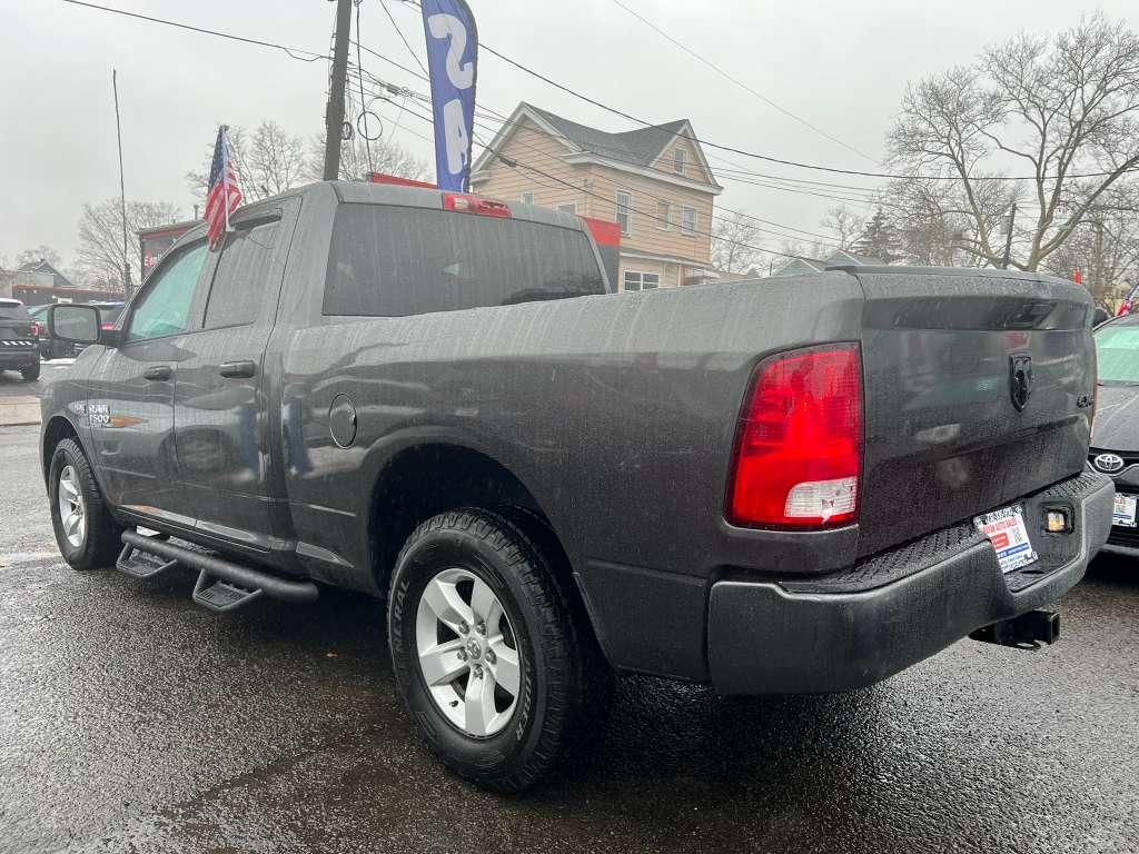 RAM 1500 Classic Tradesman Quad Cab 4WD 2019