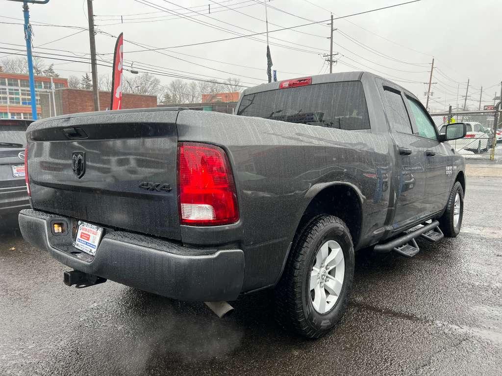 RAM 1500 Classic Tradesman Quad Cab 4WD 2019