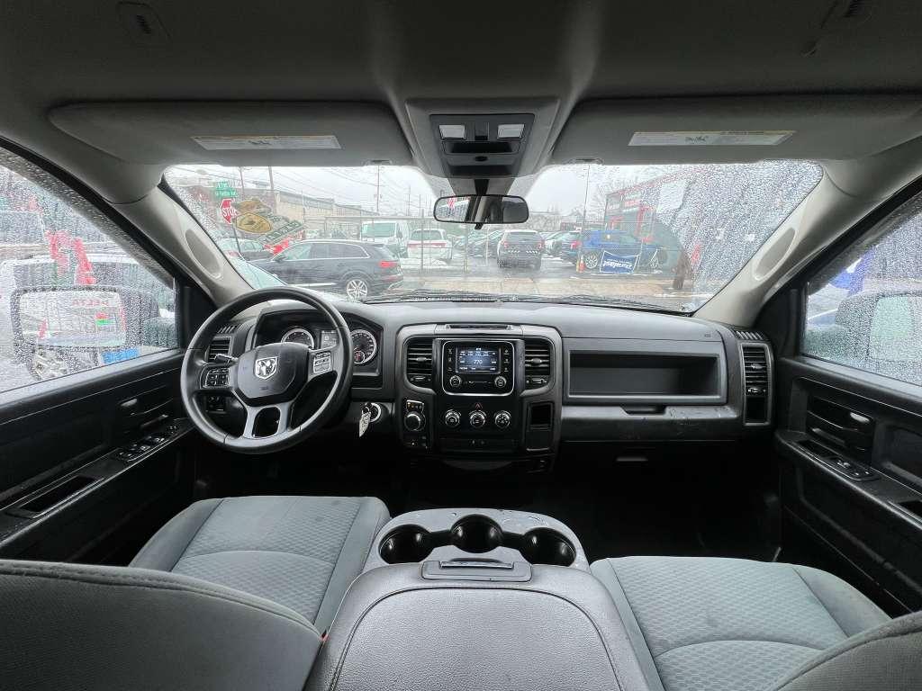 RAM 1500 Classic Tradesman Quad Cab 4WD 2019