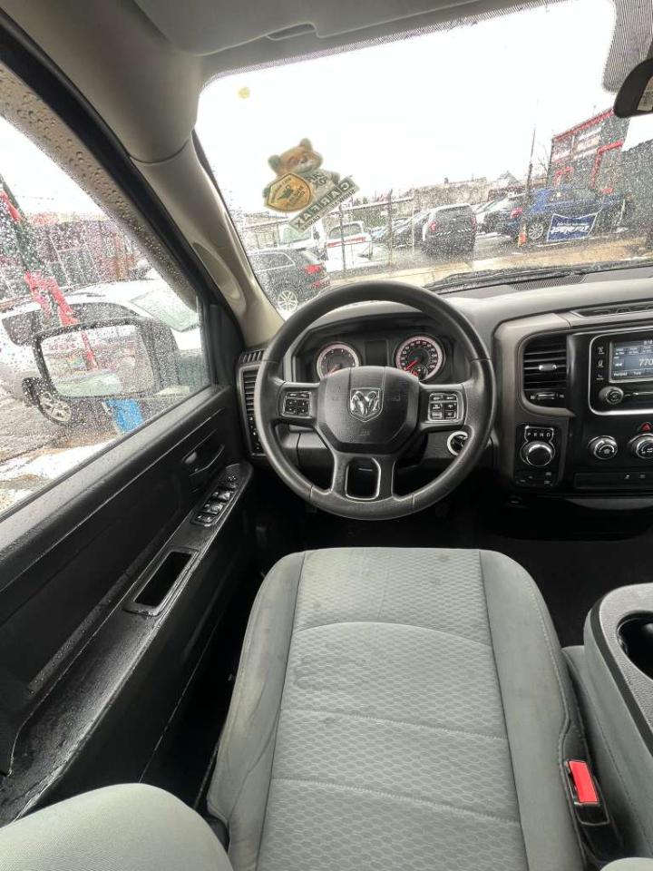 RAM 1500 Classic Tradesman Quad Cab 4WD 2019
