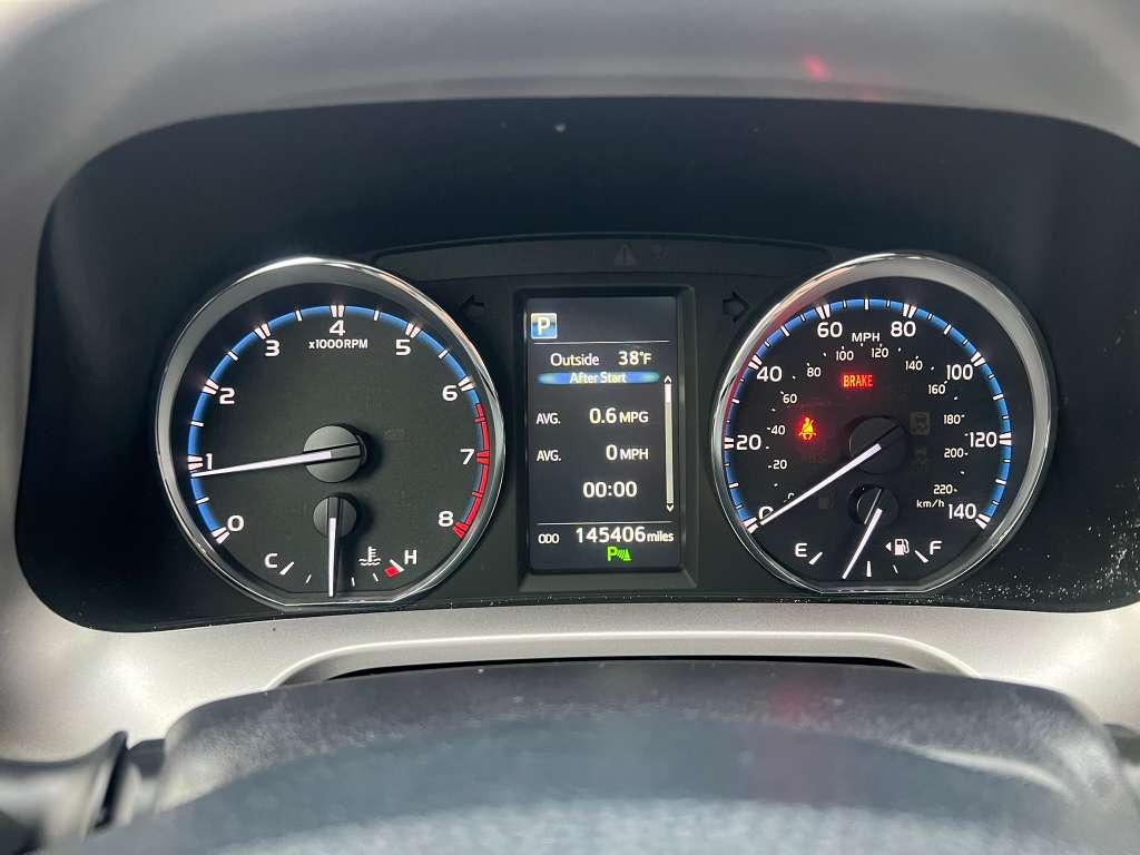 Toyota RAV4 Limited AWD 2017