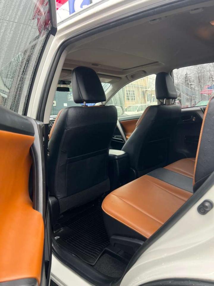 Toyota RAV4 Limited AWD 2017