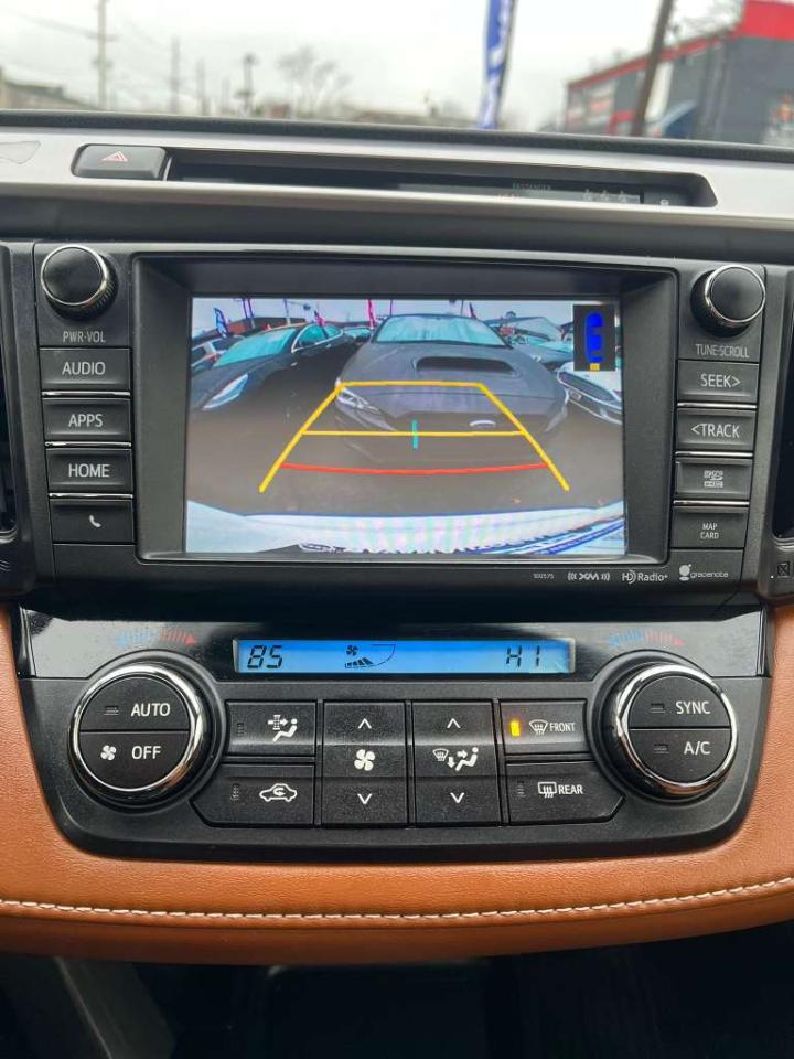 Toyota RAV4 Limited AWD 2017