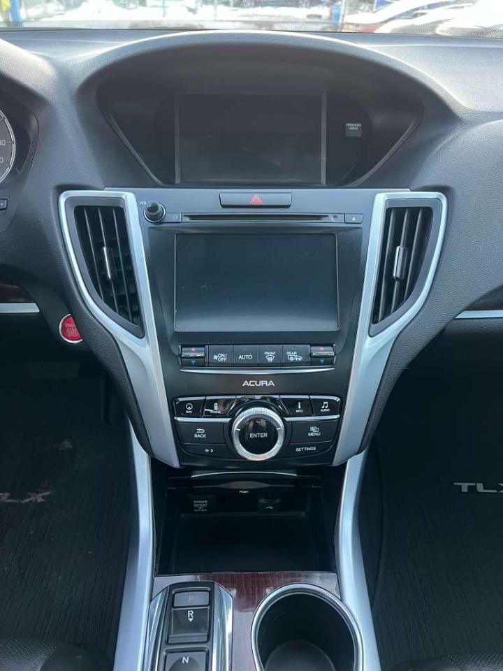 Acura TLX SH-AWD V6 w/Technology Pkg 2017