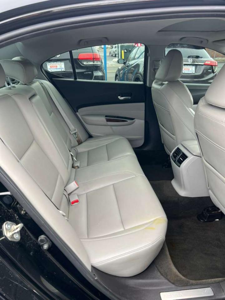 Acura TLX 8-Spd DCT 2016