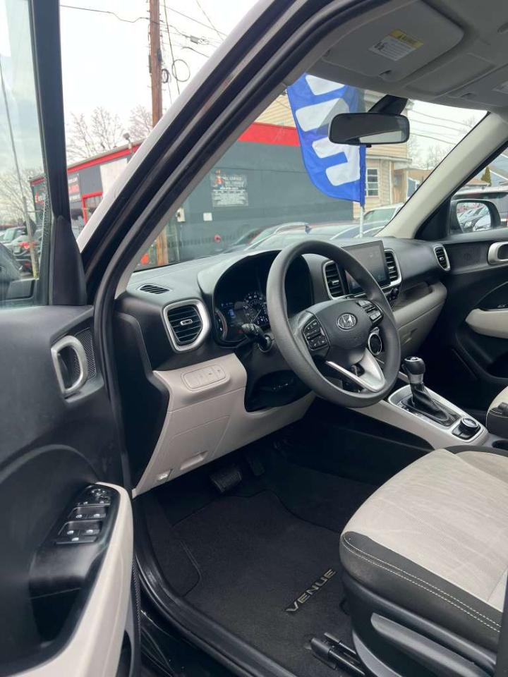 Hyundai Venue SEL 2020