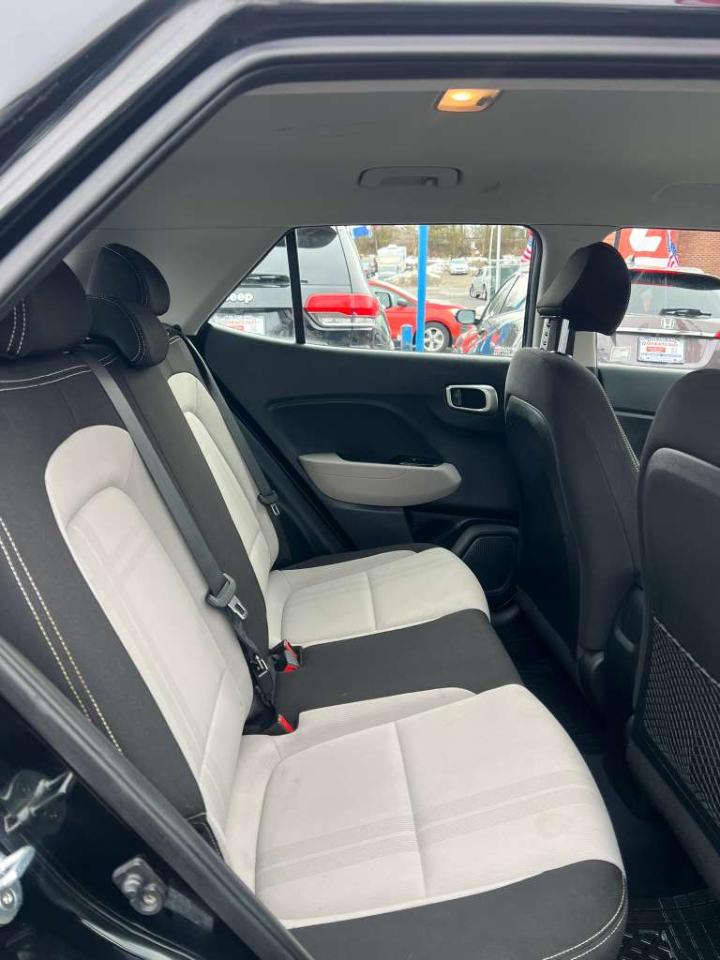 Hyundai Venue SEL 2020