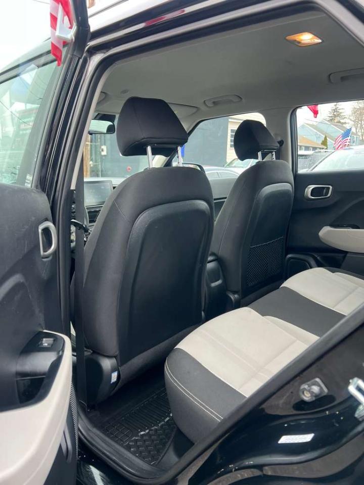 Hyundai Venue SEL 2020