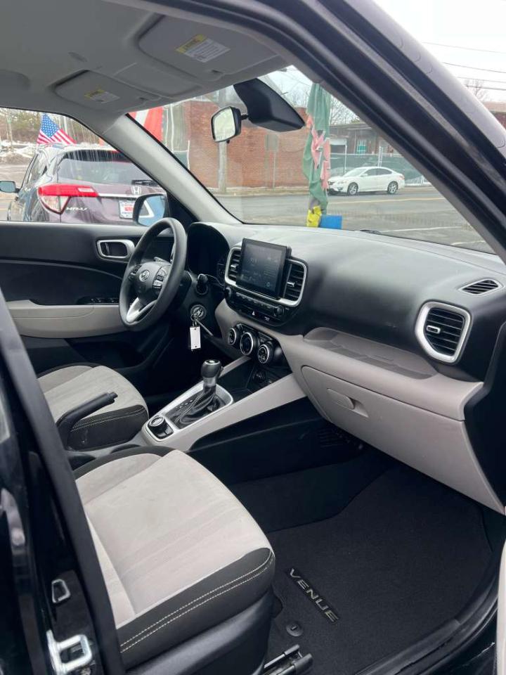 Hyundai Venue SEL 2020