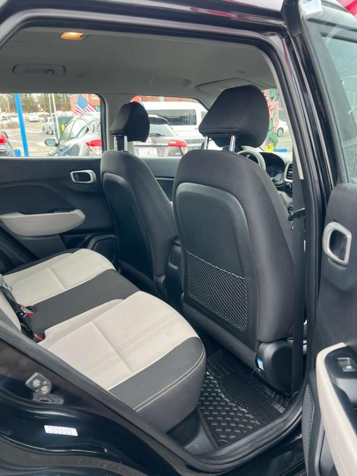 Hyundai Venue SEL 2020