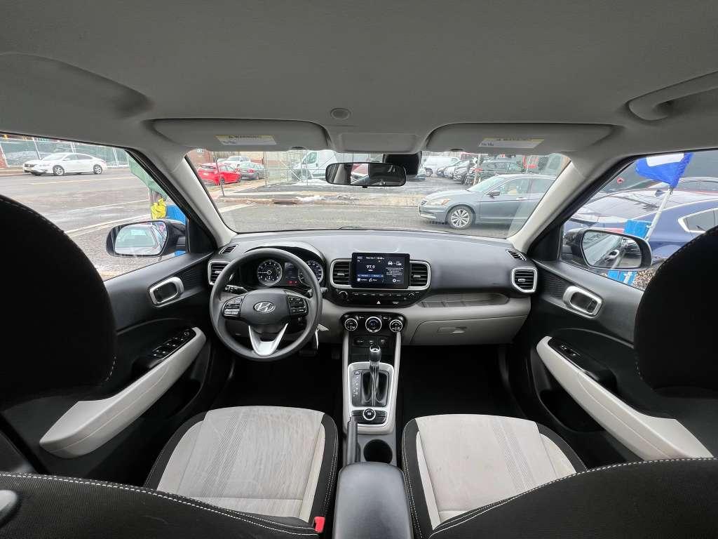 Hyundai Venue SEL 2020