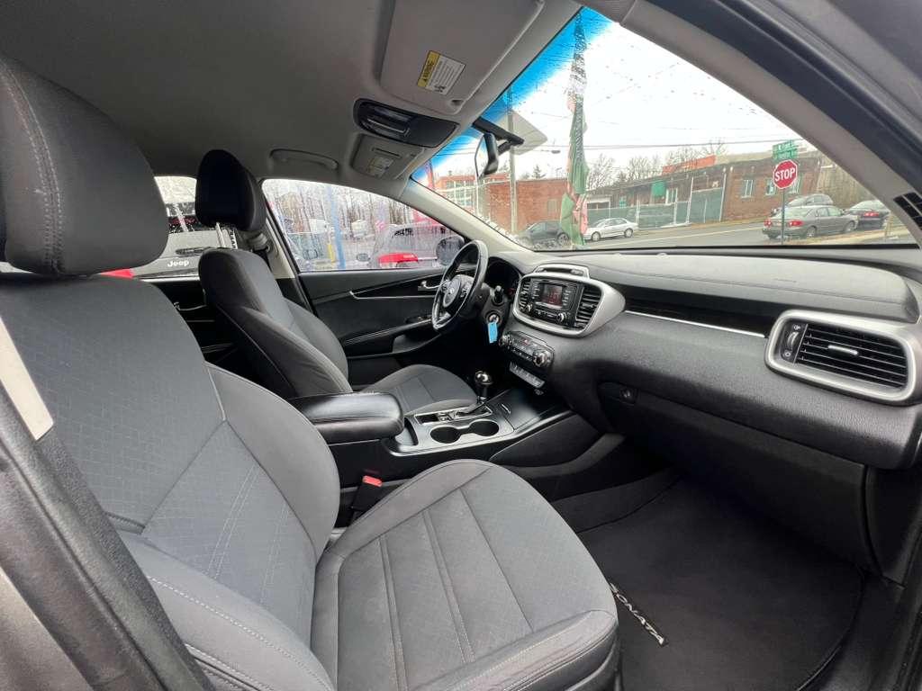 Kia Sorento LX 2WD 2016