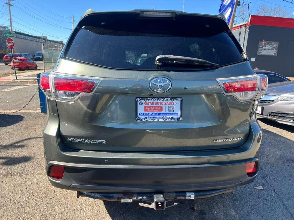 Toyota Highlander Limited AWD V6 2015