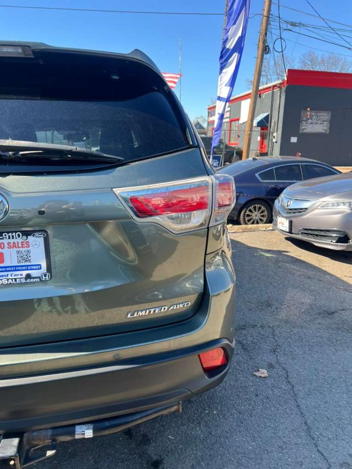 Toyota Highlander Limited AWD V6 2015