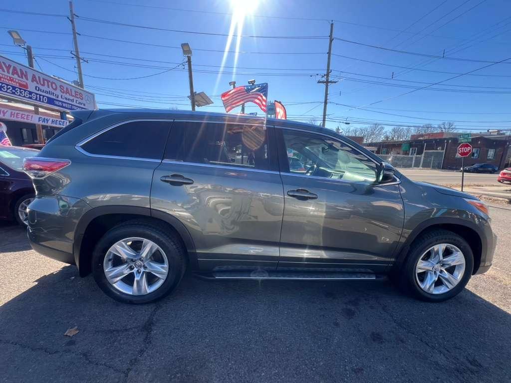 Toyota Highlander Limited AWD V6 2015