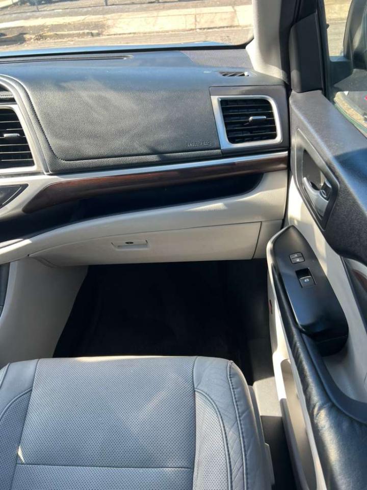 Toyota Highlander Limited AWD V6 2015