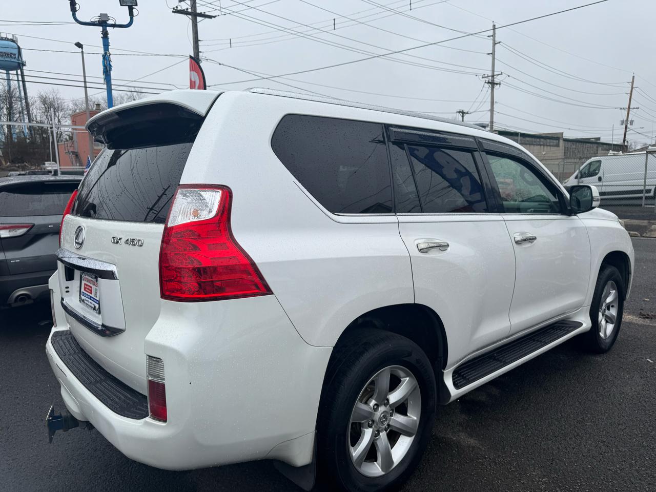 Lexus GX 460 Sport Utility 2011