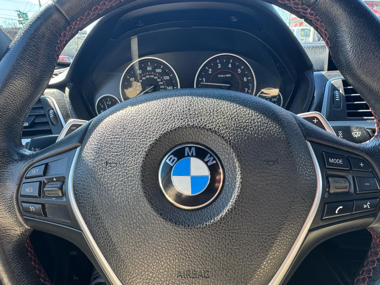 BMW 3-Series 330i xDrive SULEV Sedan 2017