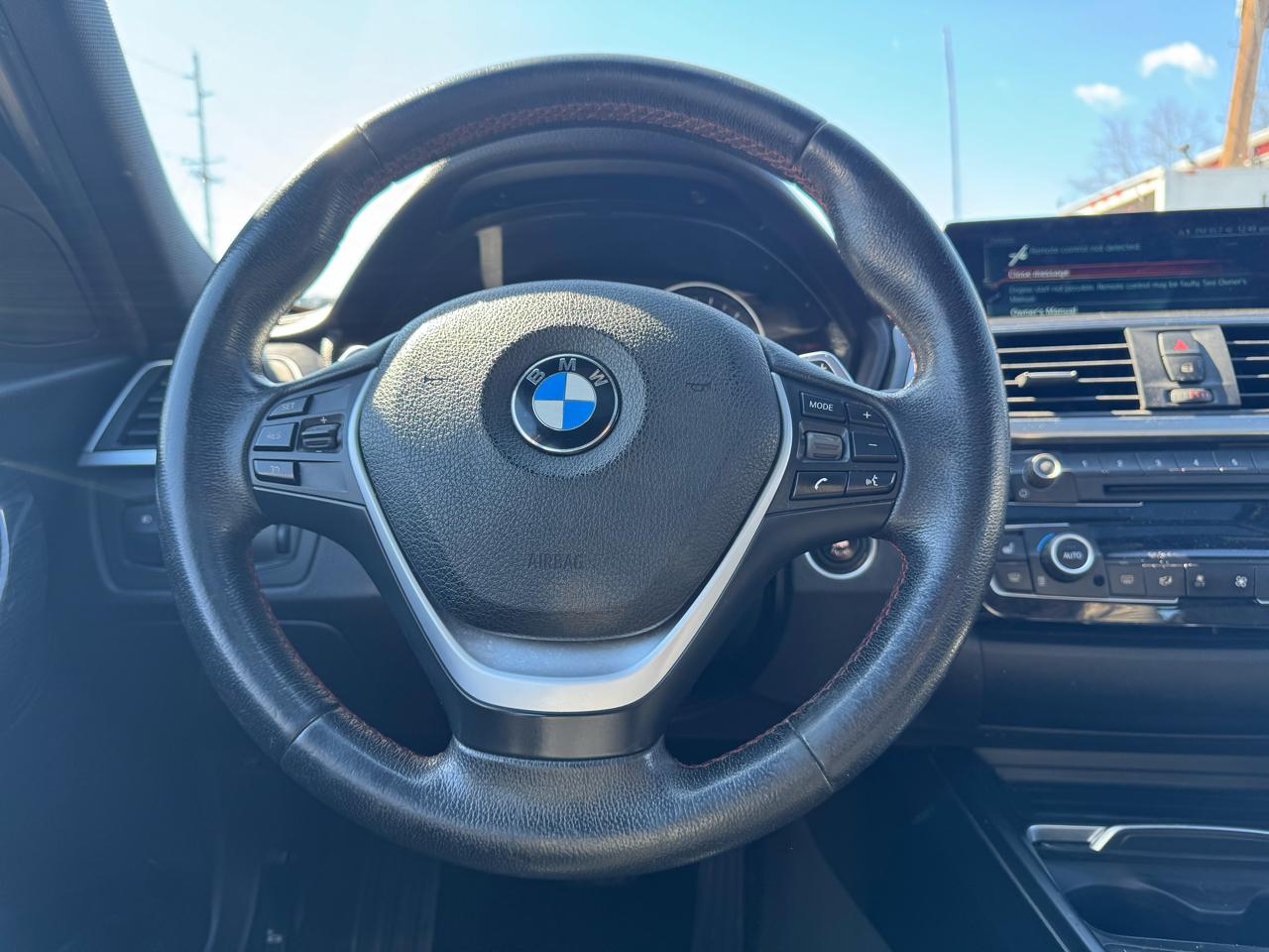 BMW 3-Series 330i xDrive SULEV Sedan 2017