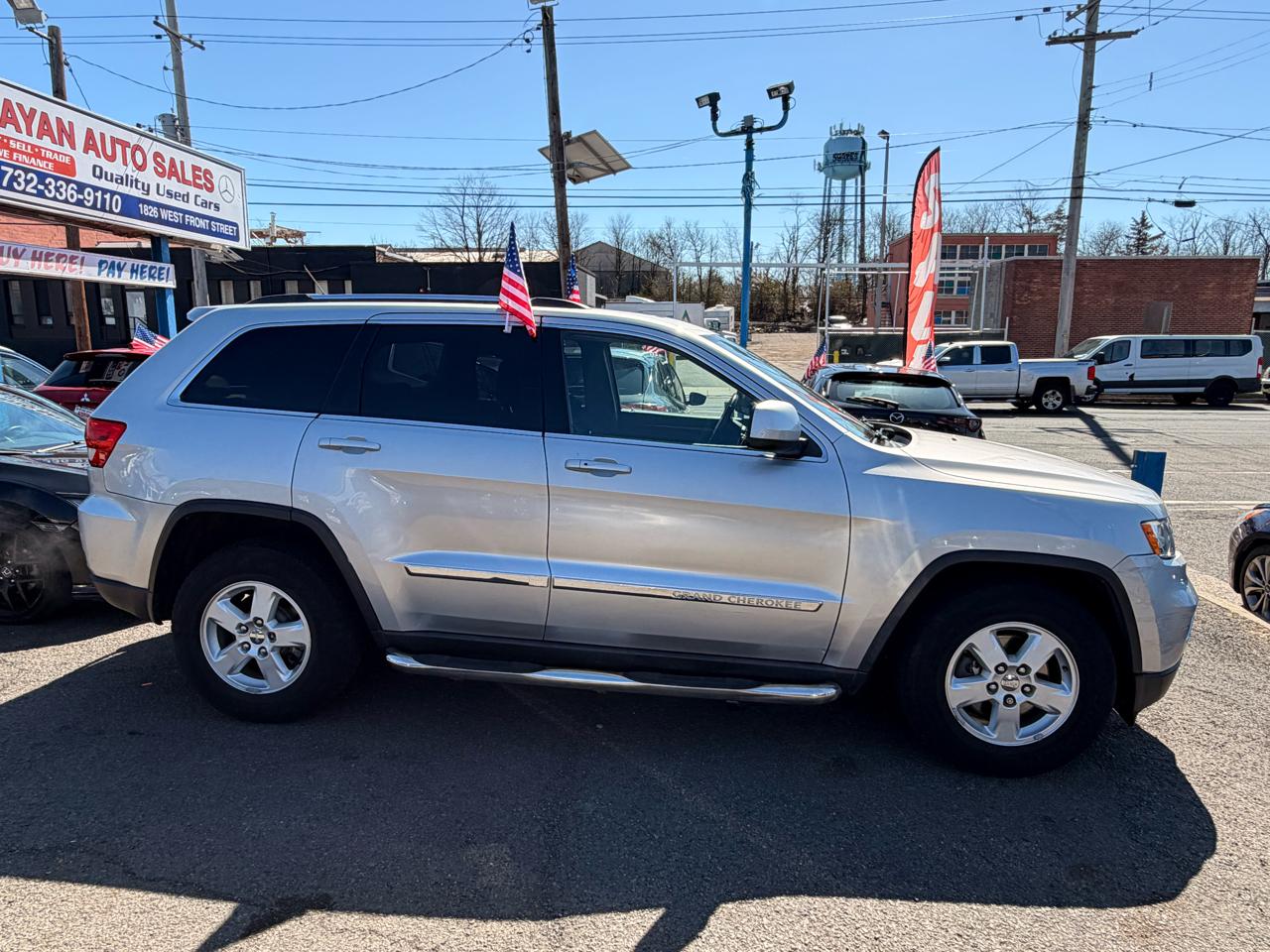 Jeep Grand Cherokee Laredo 4WD 2012