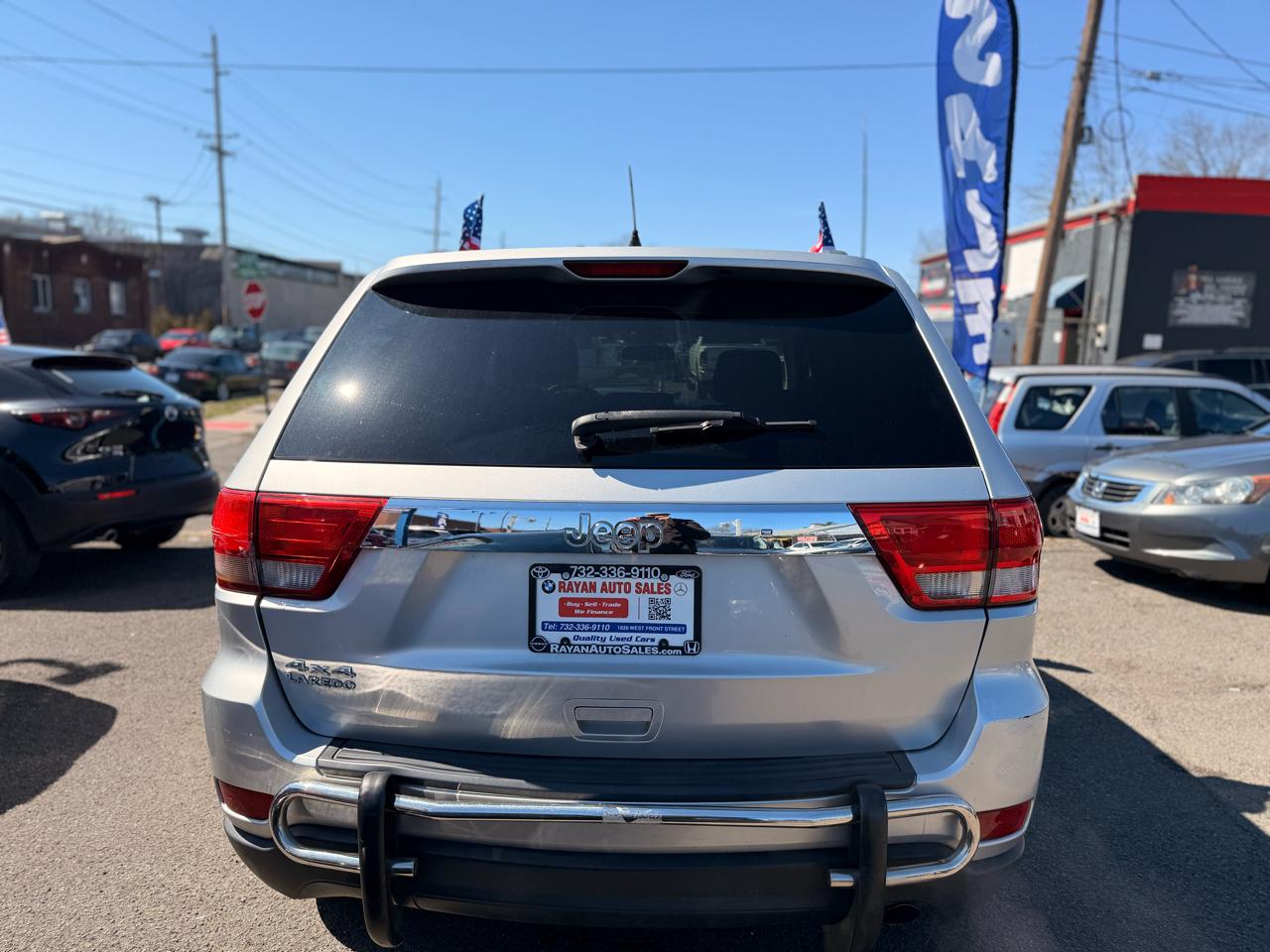 Jeep Grand Cherokee Laredo 4WD 2012