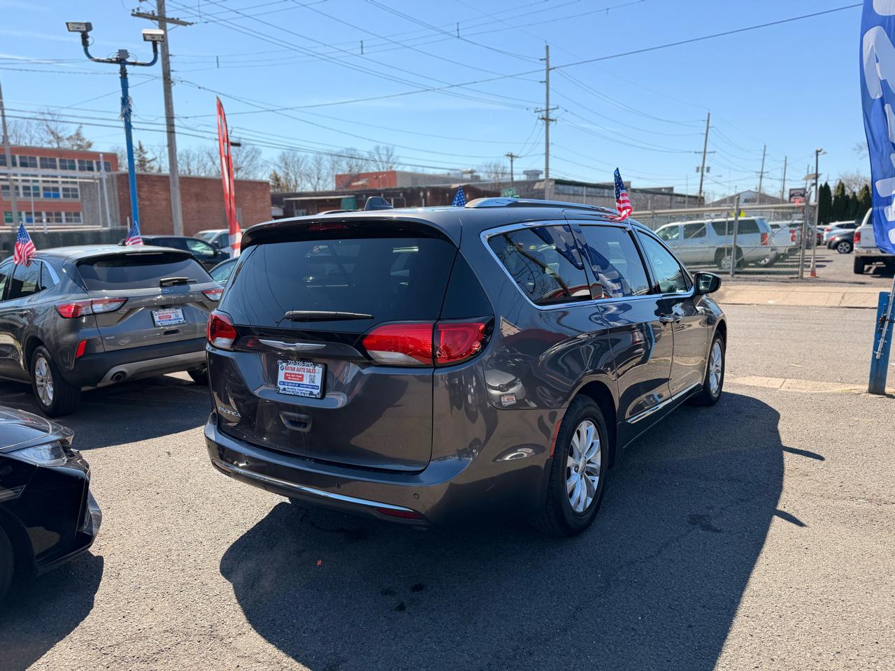 Chrysler Pacifica Touring-L 2019