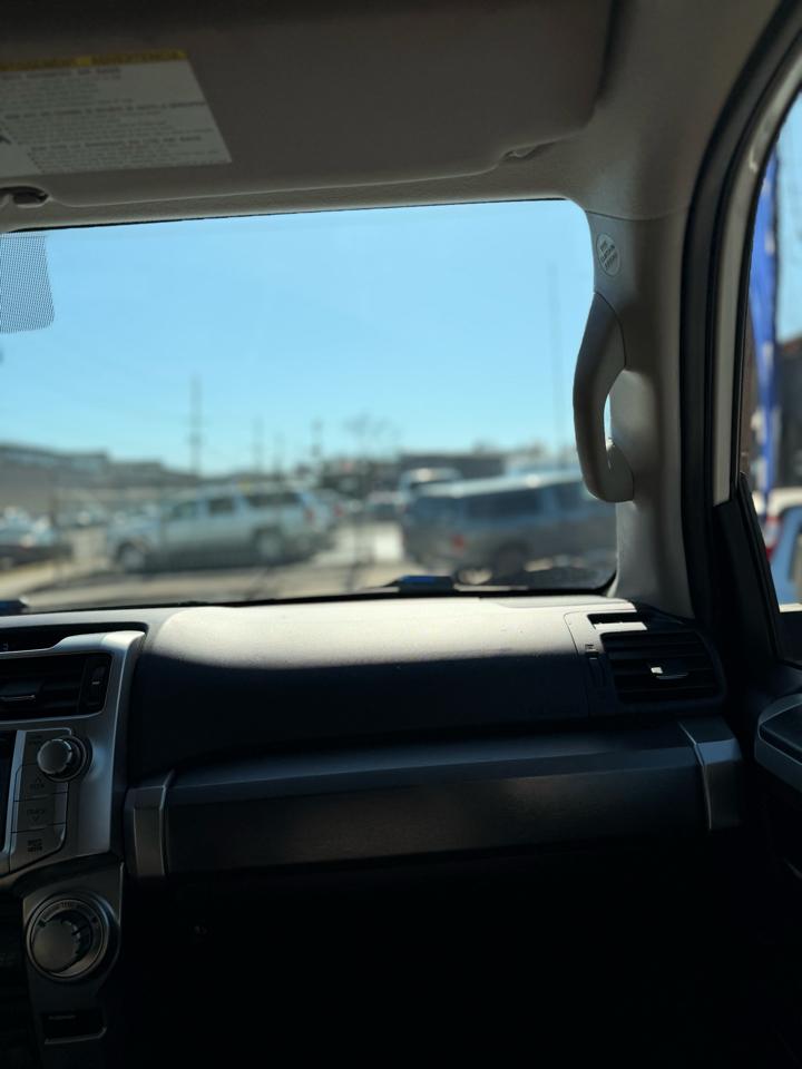 Toyota 4Runner SR5 4WD 2014