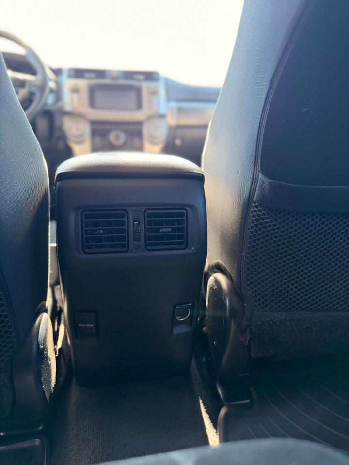 Toyota 4Runner SR5 4WD 2014