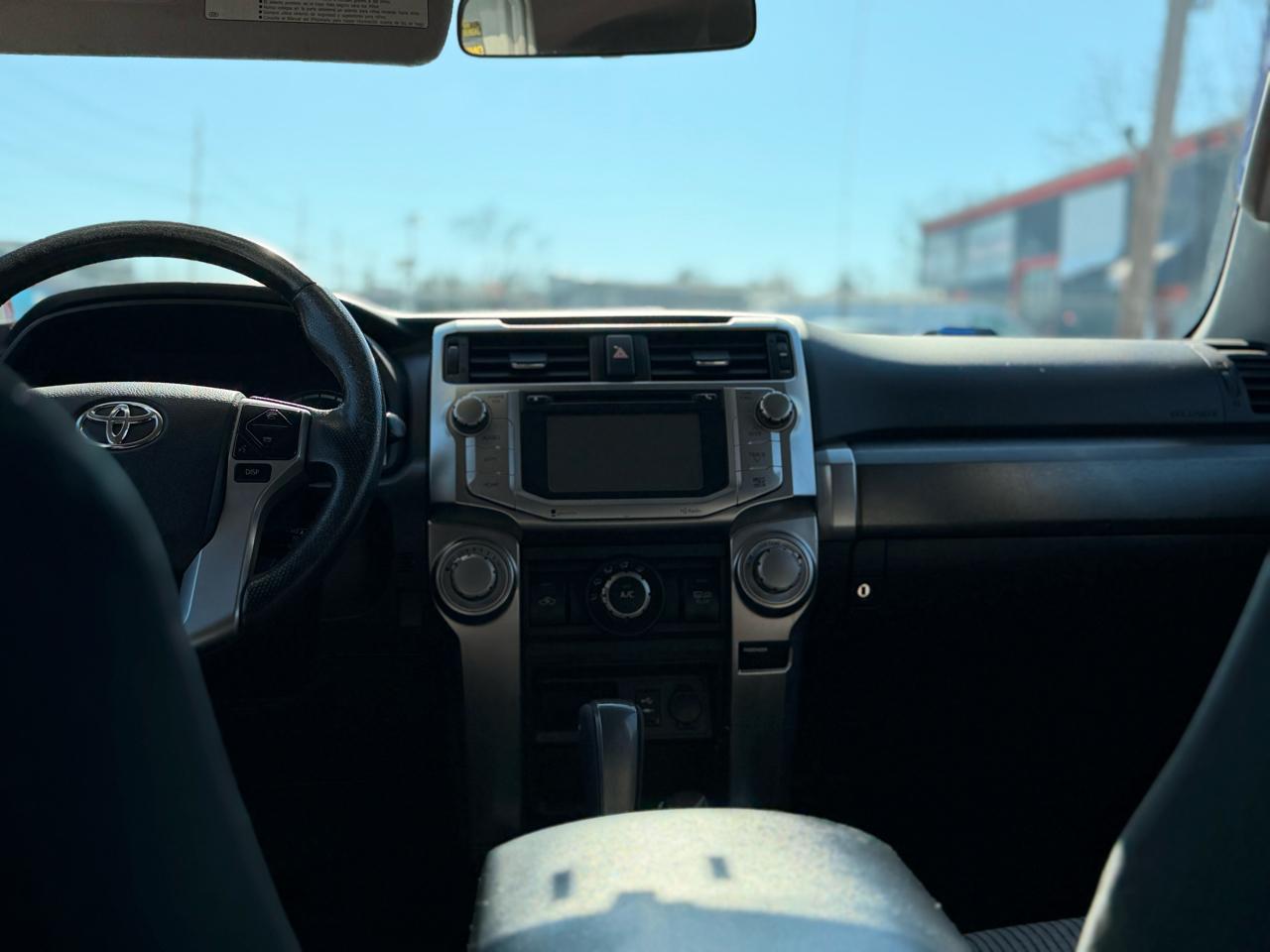 Toyota 4Runner SR5 4WD 2014