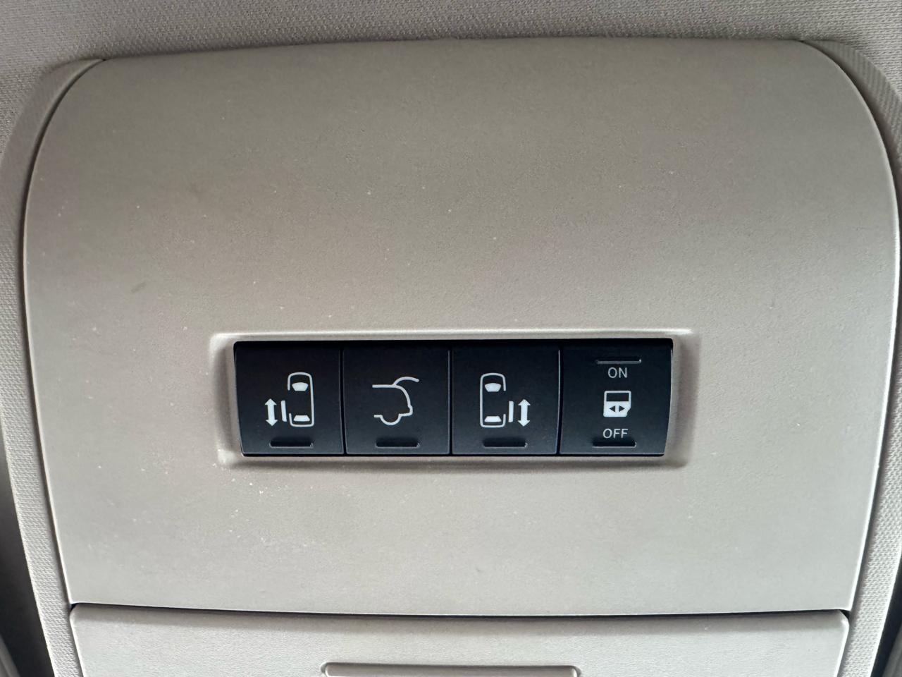 Dodge Grand Caravan SXT 2012