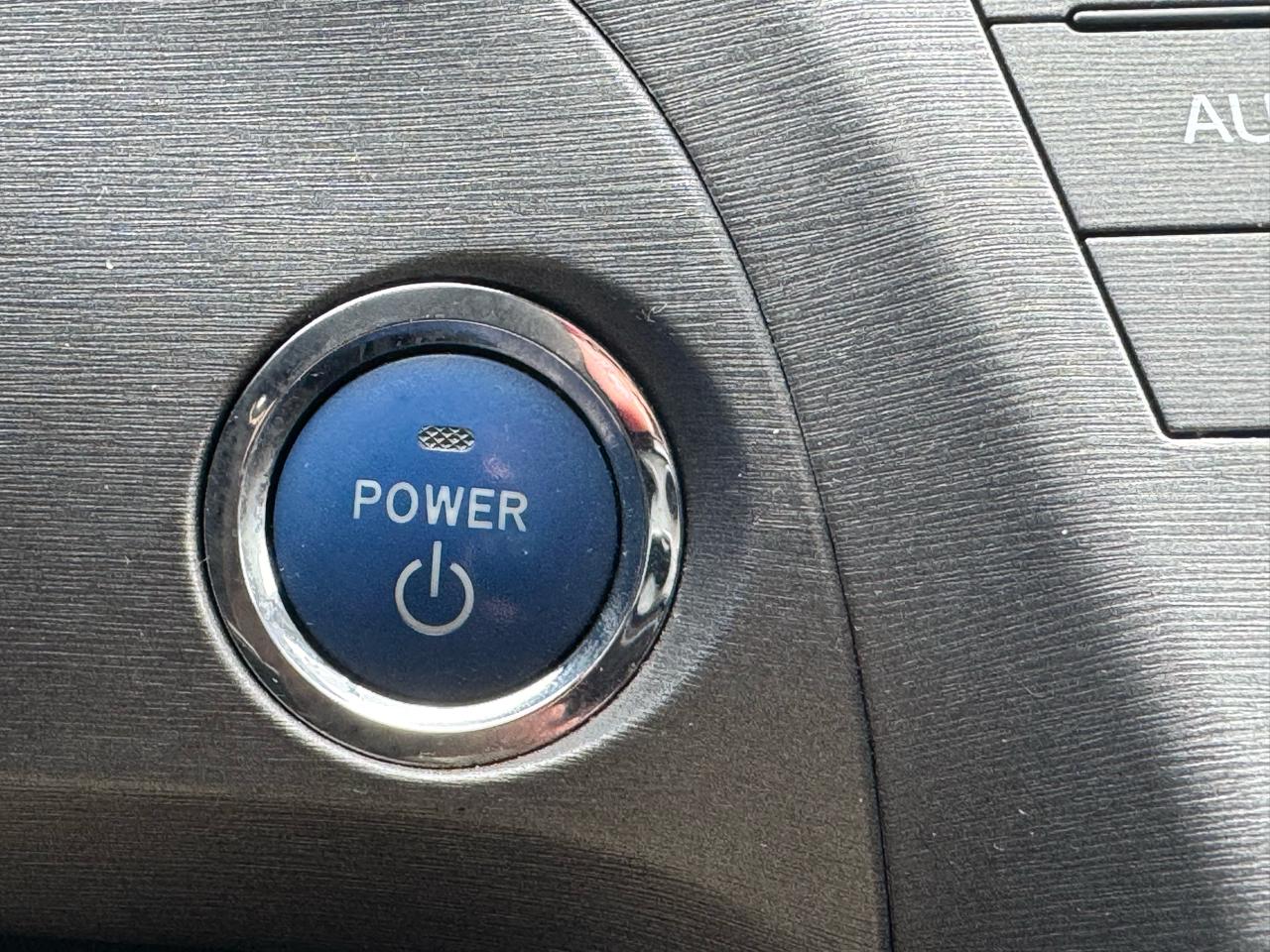 Toyota Prius Three 2014