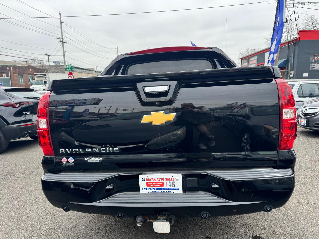 Chevrolet Avalanche LTZ 4WD 2013