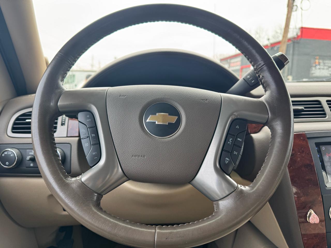 Chevrolet Avalanche LTZ 4WD 2013