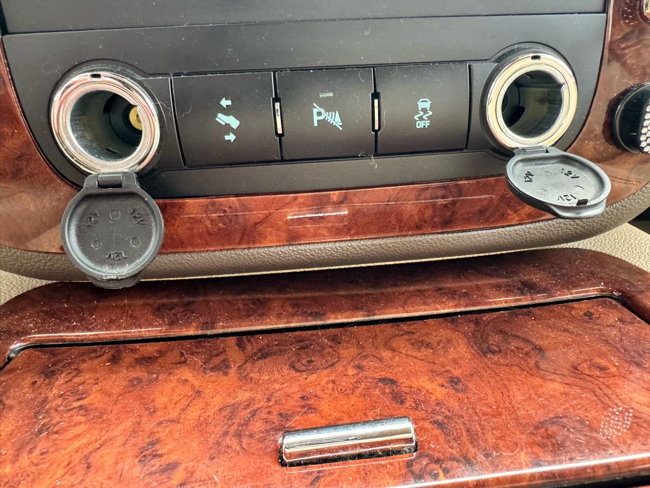 Chevrolet Avalanche LTZ 4WD 2013