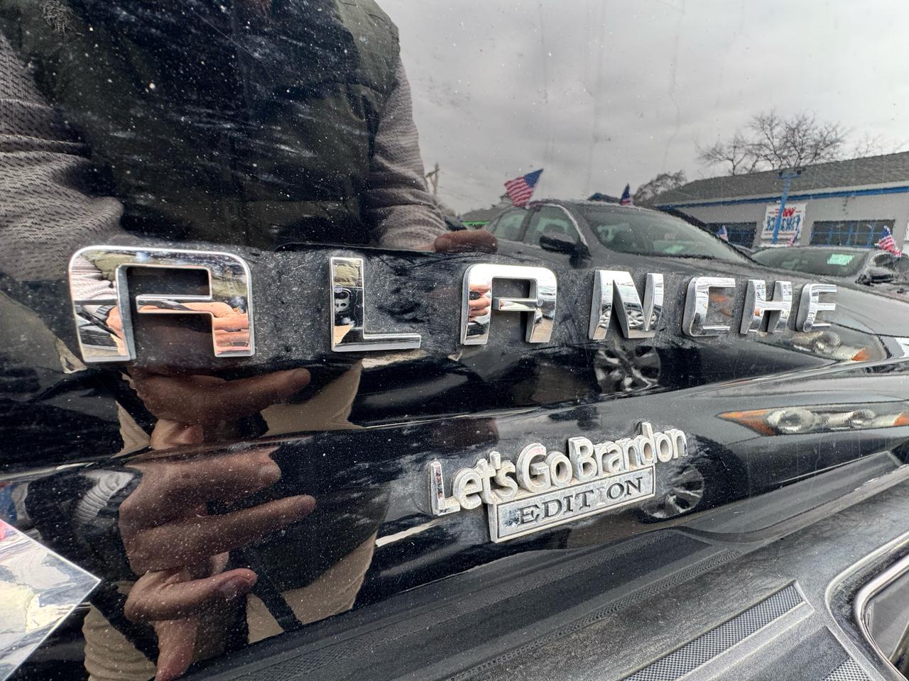 Chevrolet Avalanche LTZ 4WD 2013