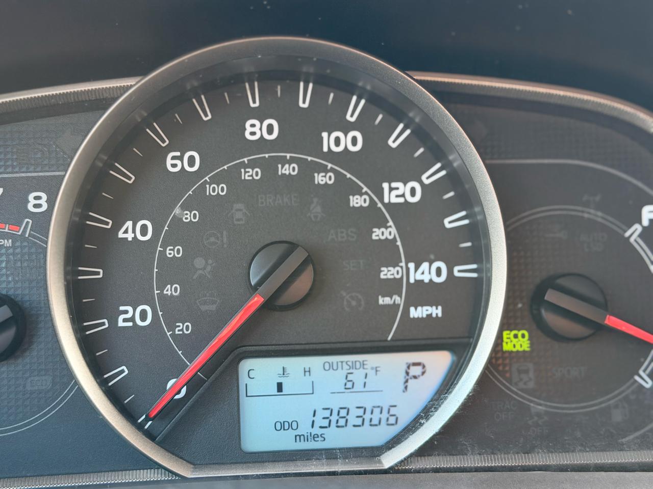 Toyota RAV4 XLE AWD 2015