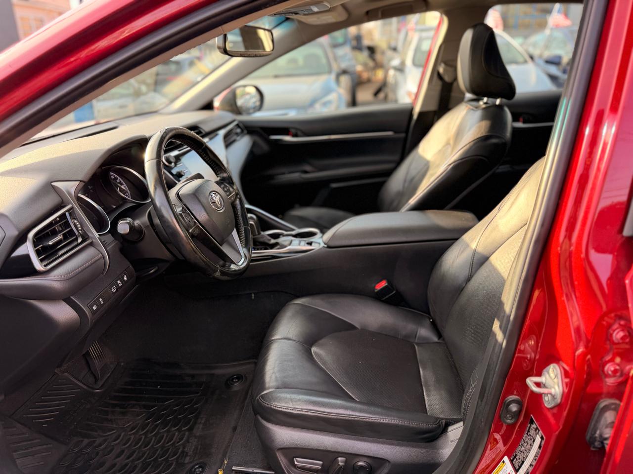 Toyota Camry XLE AWD 2020